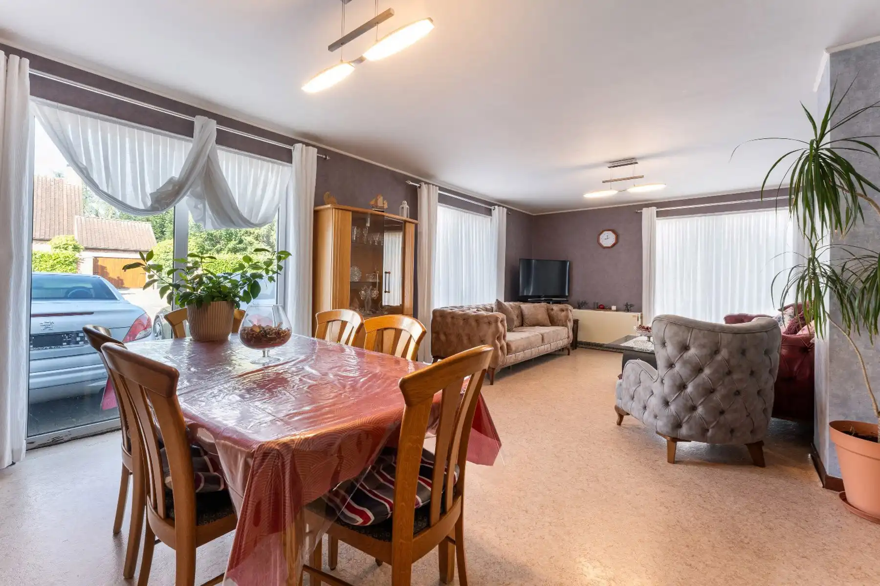 Te renoveren opbrengsteigendom op 4630 m²  foto 2