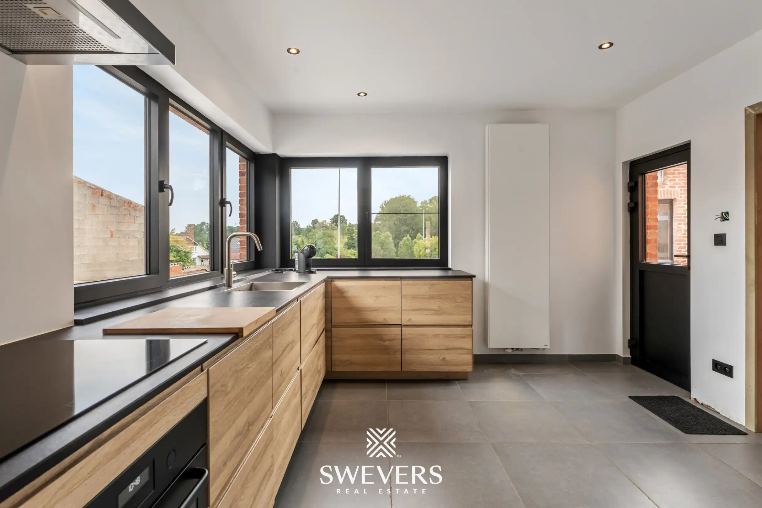 Instapklare halfopen woning op 800 m² met tuin grenzend aan natuurreservaat" foto 11