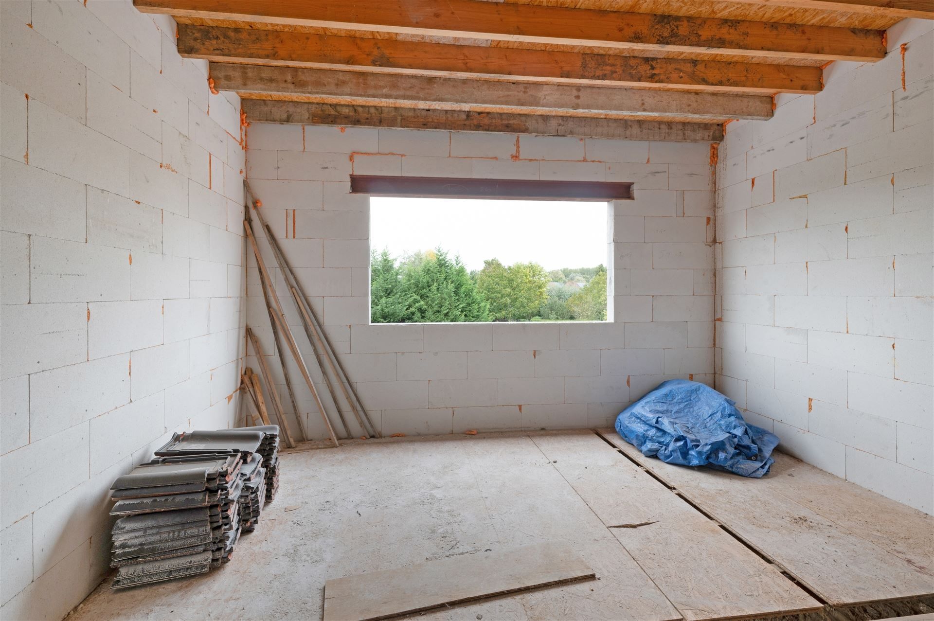 Te renoveren woning met tuin en garage nabij Gent! foto 9