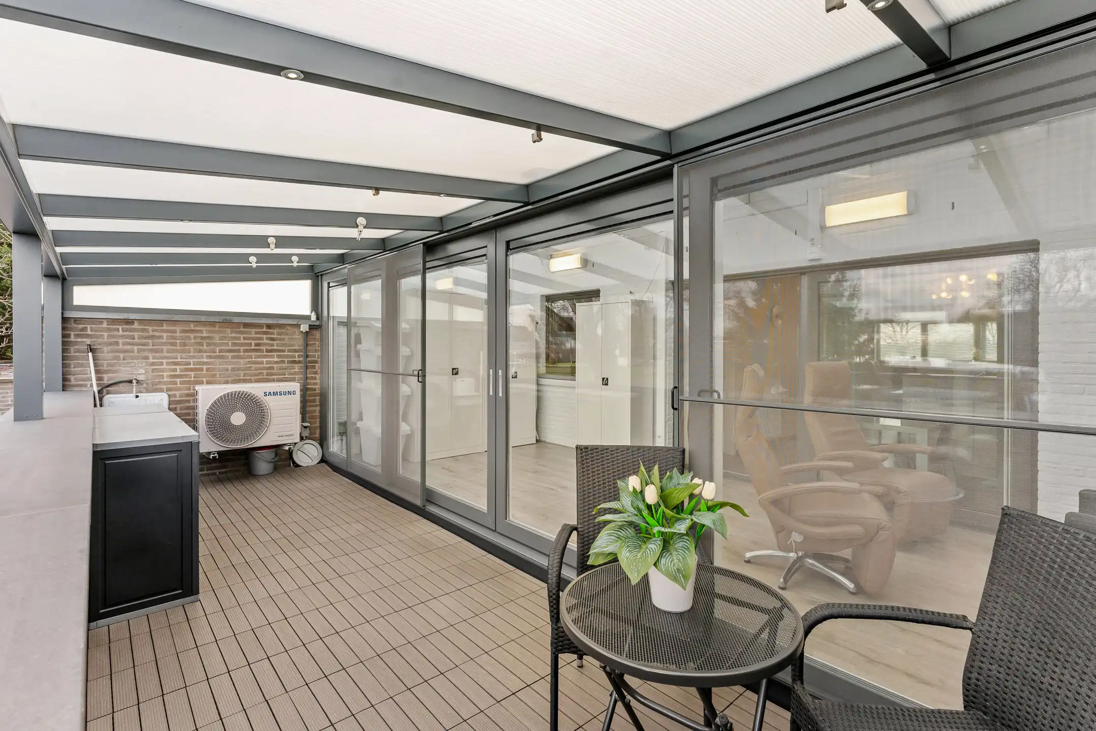 Perfect onderhouden duplex in het hart van Riemst foto 12