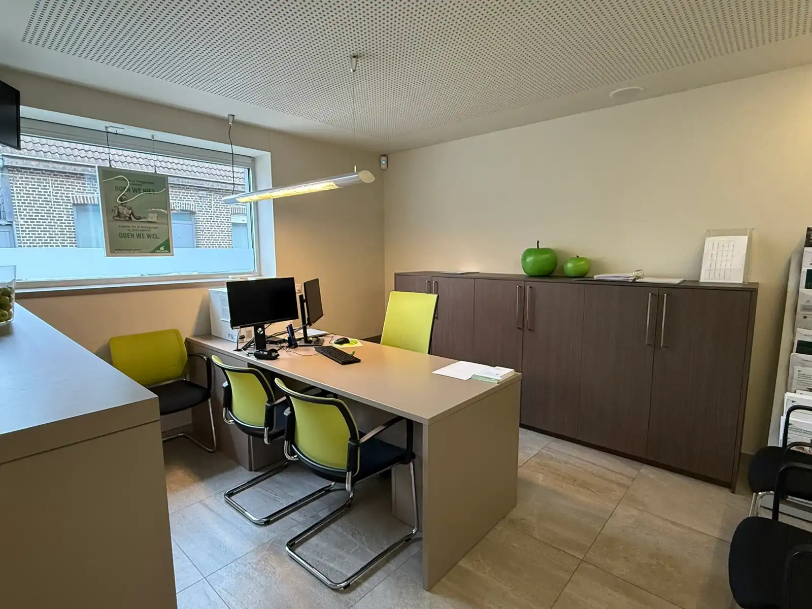  Polyvalente commerciële ruimte met  garage  foto 12