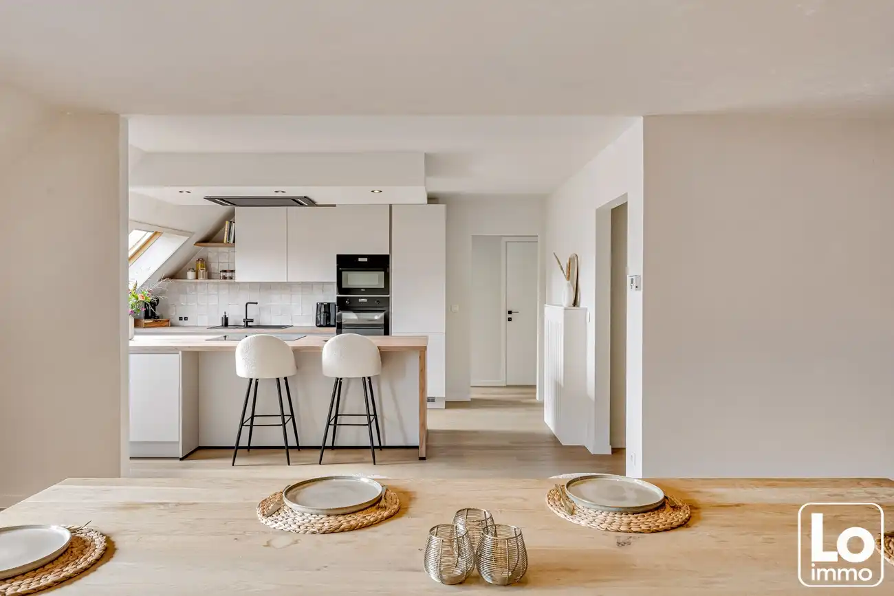 Prachtig gerenoveerd dakappartement van 110m² en zuid gericht terras (5m²) foto 8