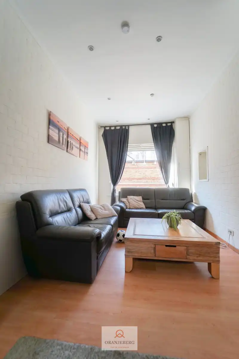 Instapklare rijwoning met 4 slaapkamers! foto 3