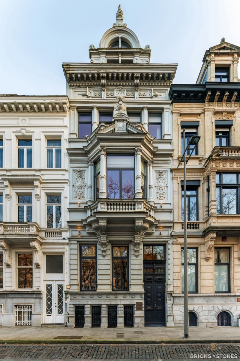 Exclusieve en unieke herenwoning op triple A-locatie foto 29