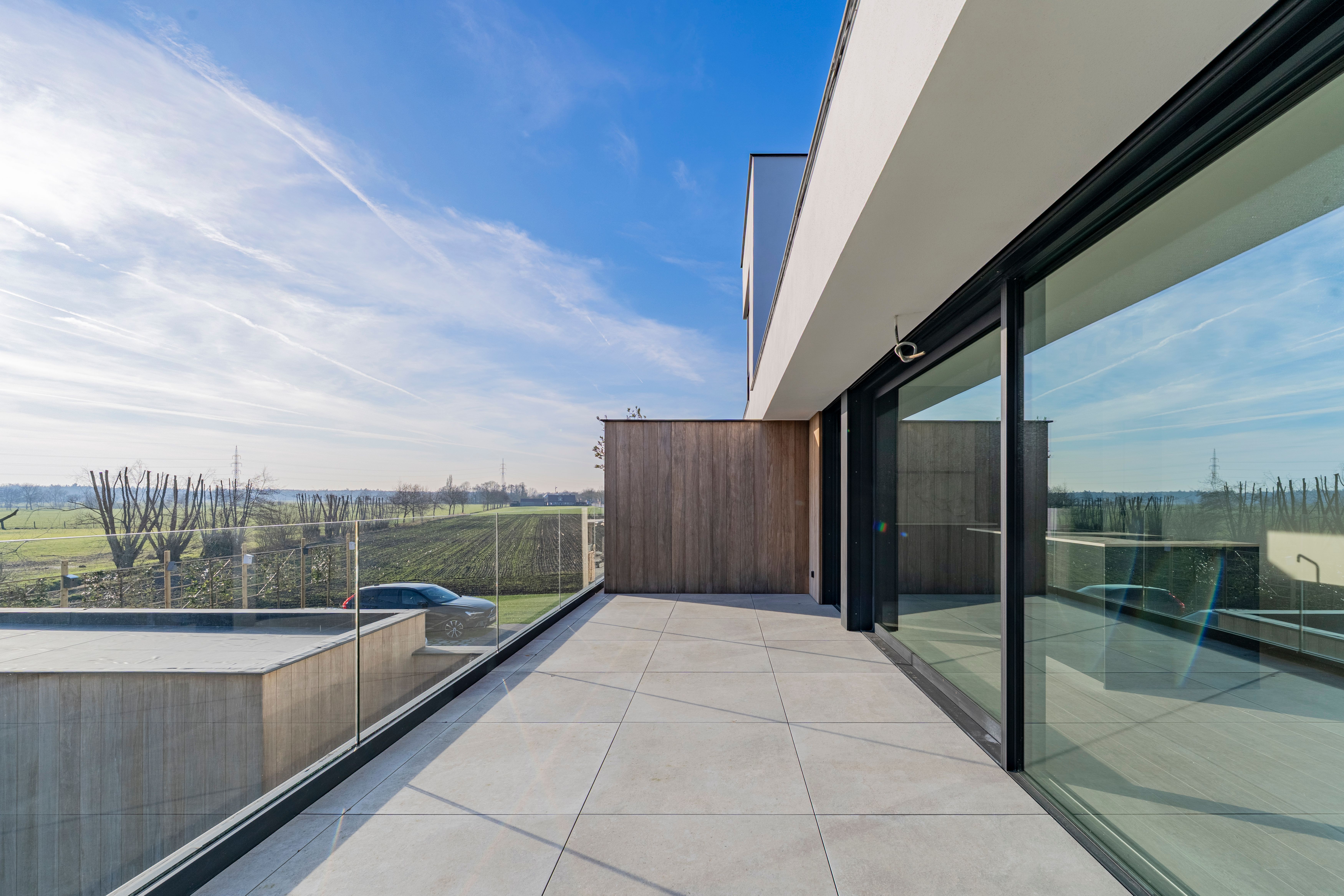 Uitzonderlijk duplexappartement te Oosteeklo foto 3