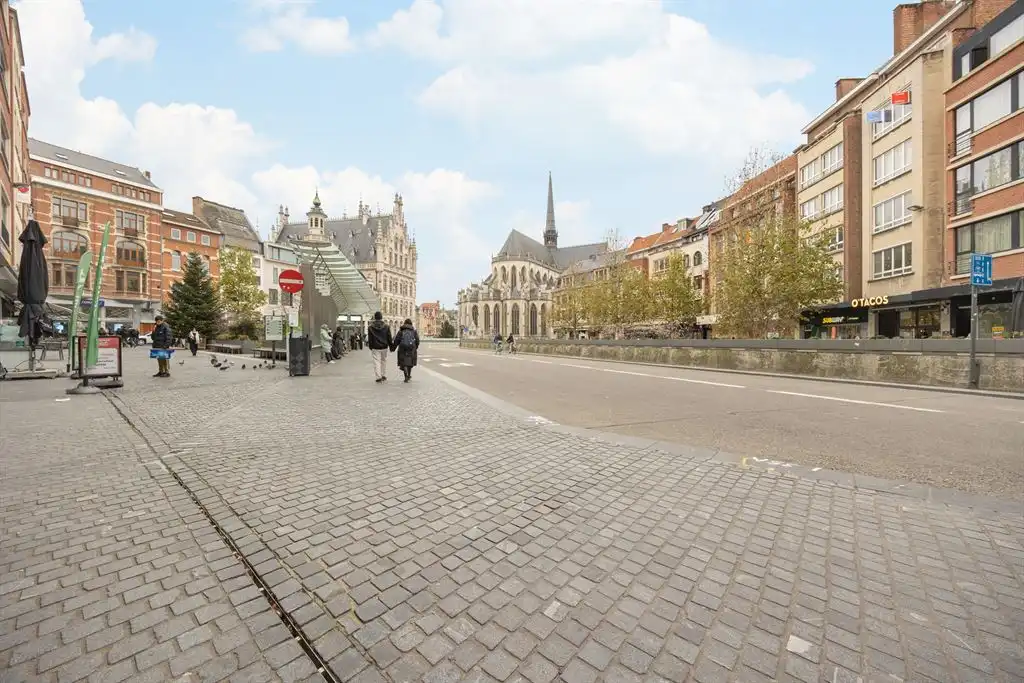 Rustige en lichtrijke studentenkamer op toplocatie  foto 14