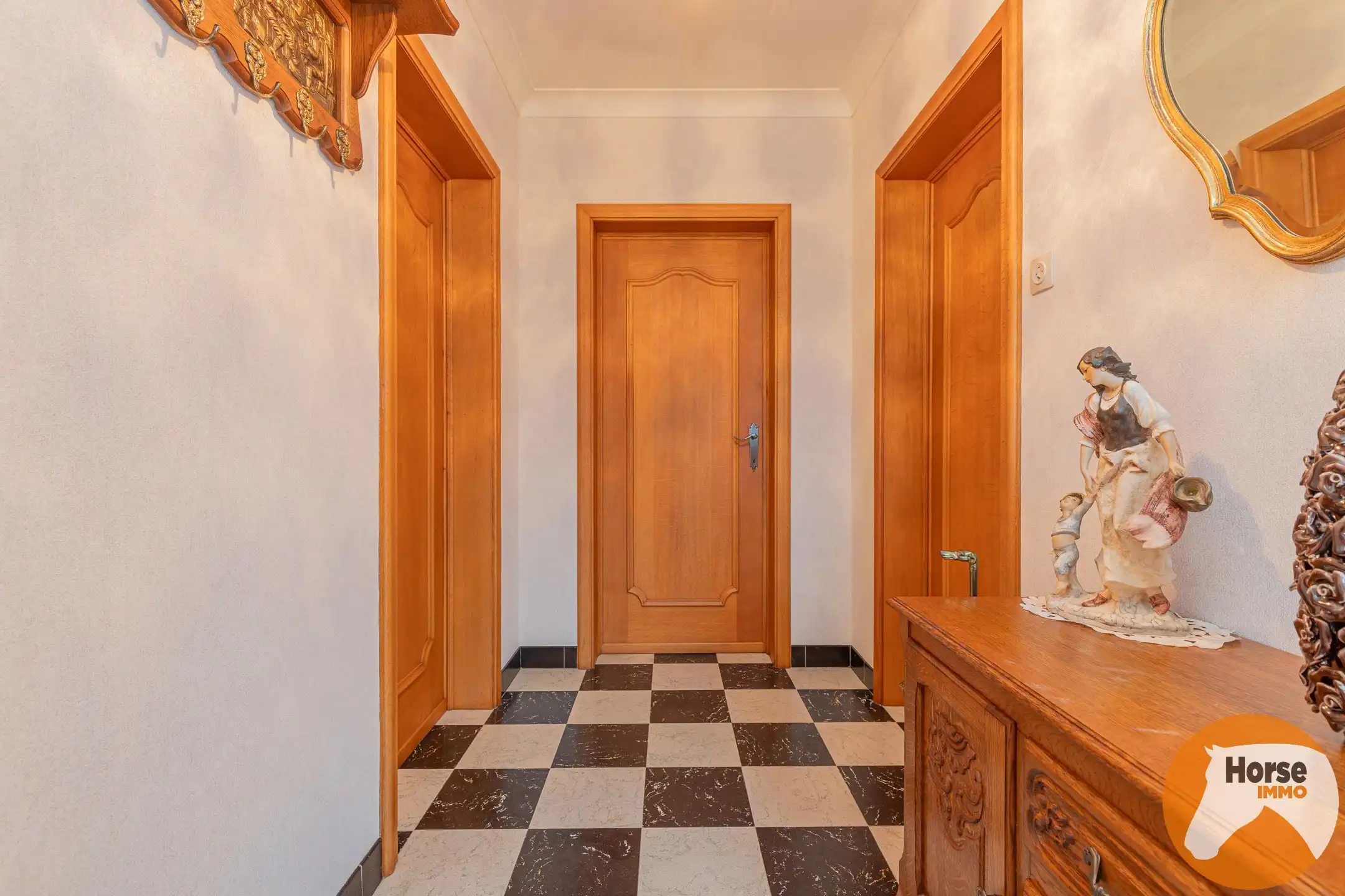 HERZELE - Vrijstaande woning in een landelijke omgeving foto 3