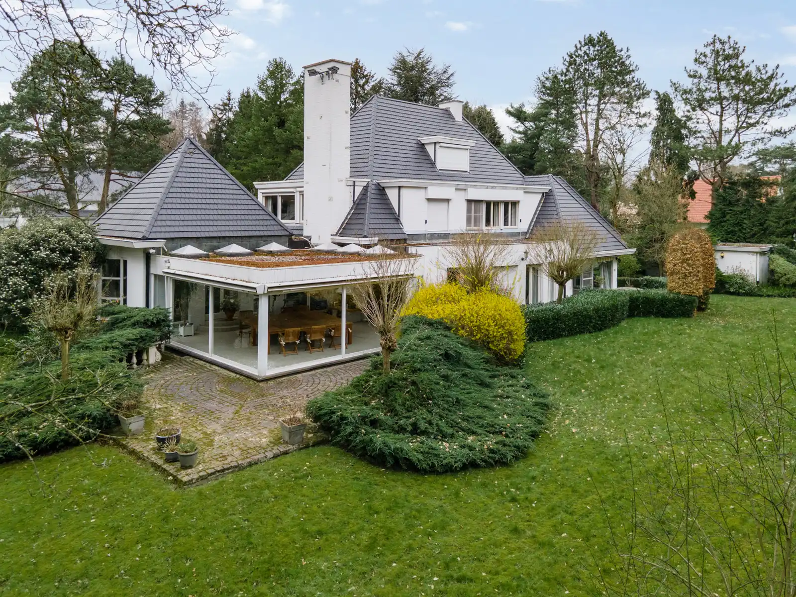 Te renoveren villa op toplocatie, voorkant Schilde  foto 42