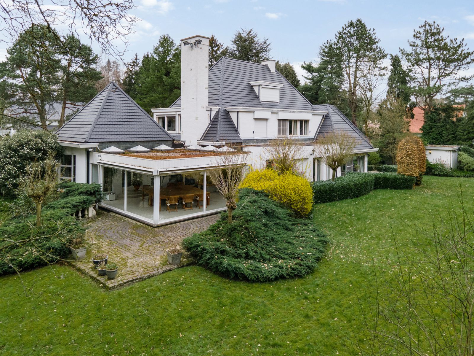 Te renoveren villa op toplocatie, voorkant Schilde  foto 42