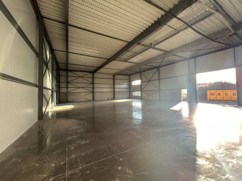 *** LAATSTE 2 *** grote nieuwbouw KMO-UNITS - oppervlakte 508m² foto 7