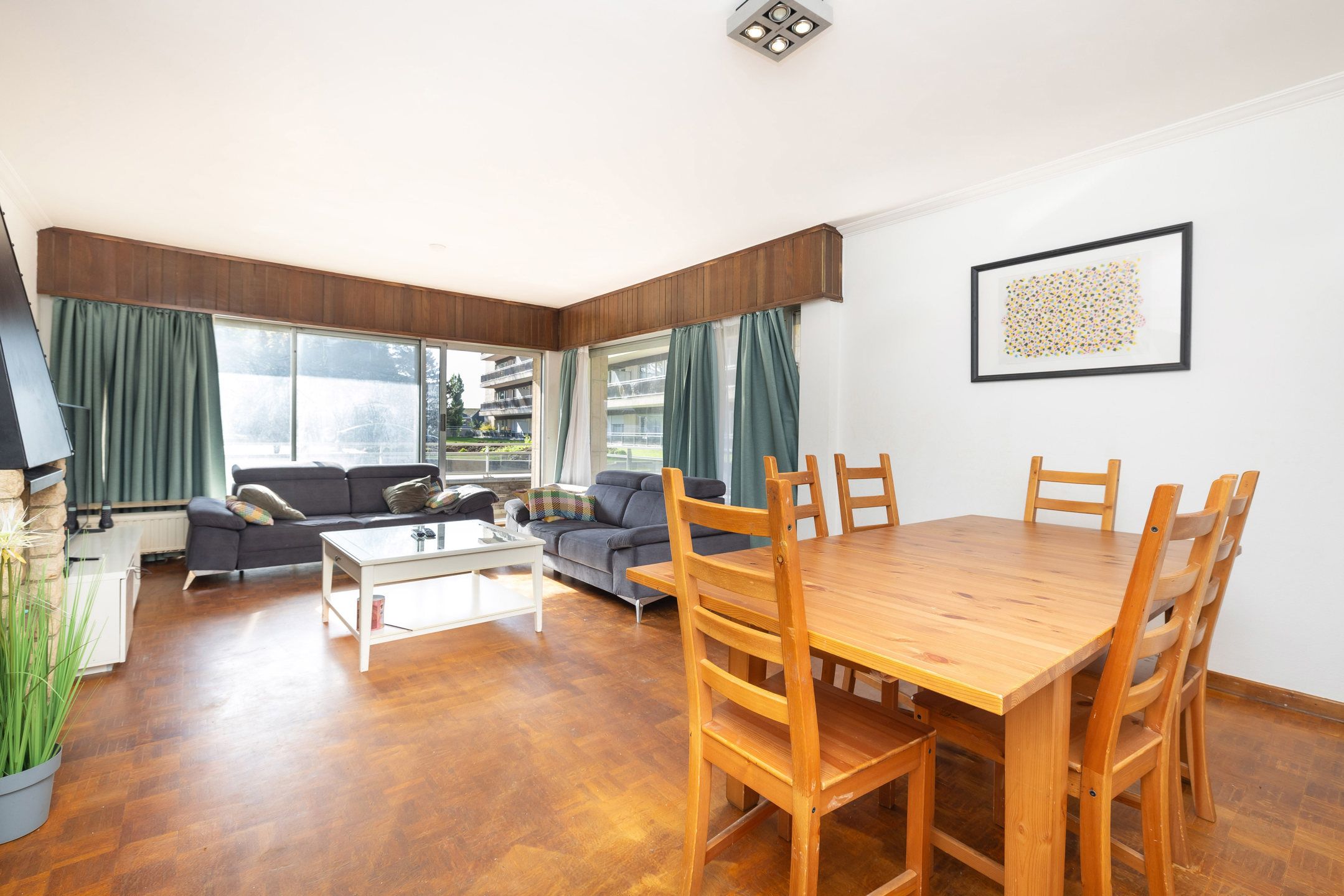 Ruime 3 slaapkamerwoning van ongeveer 105m² foto {{pictureIndex}}