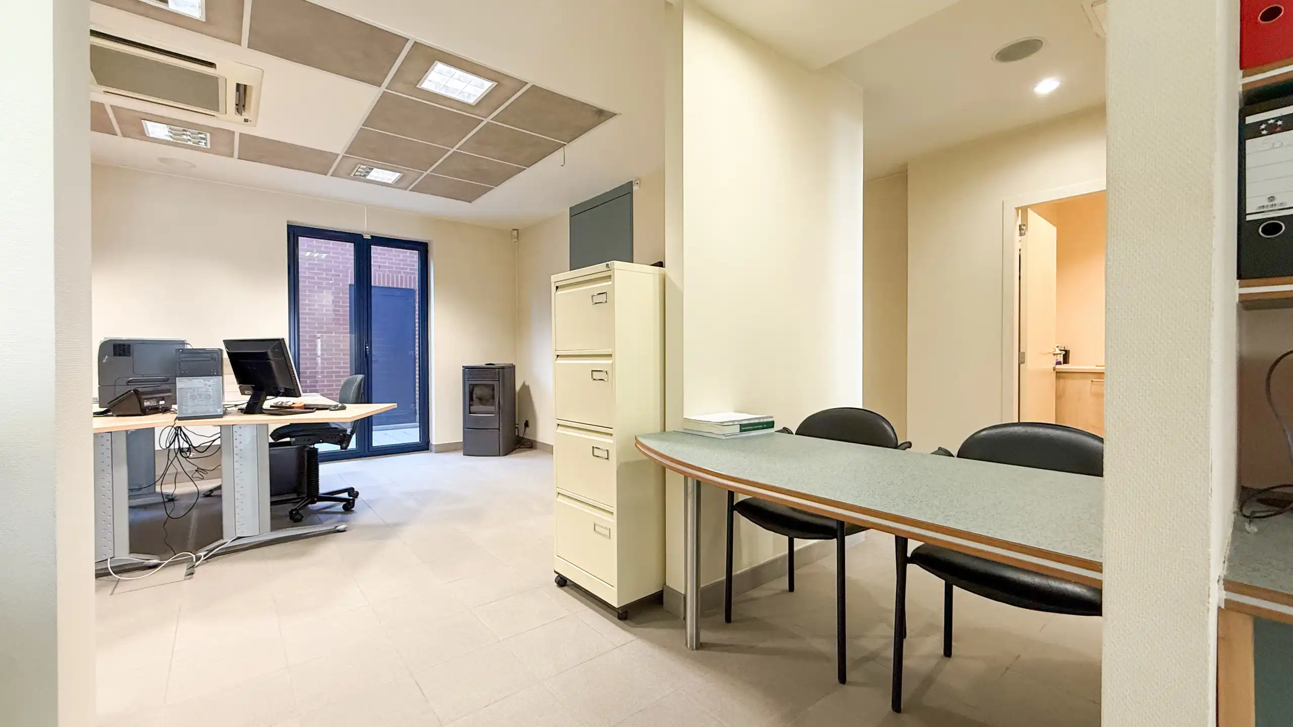 Instapklare kantoorruimte met mogelijkheden te Zolder! foto 11