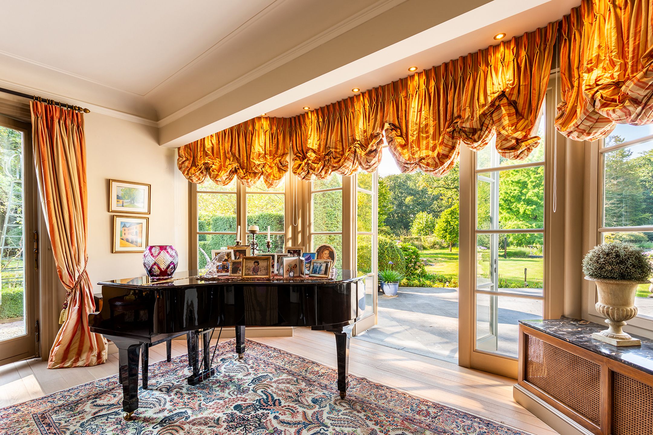 Exclusieve villa op 1.1ha met binnenzwembad, spa en lift  foto 10