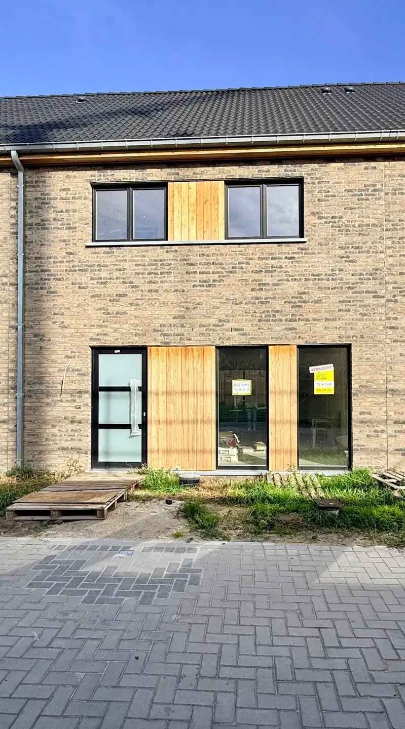 Lot 3 gesloten bebouwing - te Mouterijstraat - Gistel! foto {{pictureIndex}}