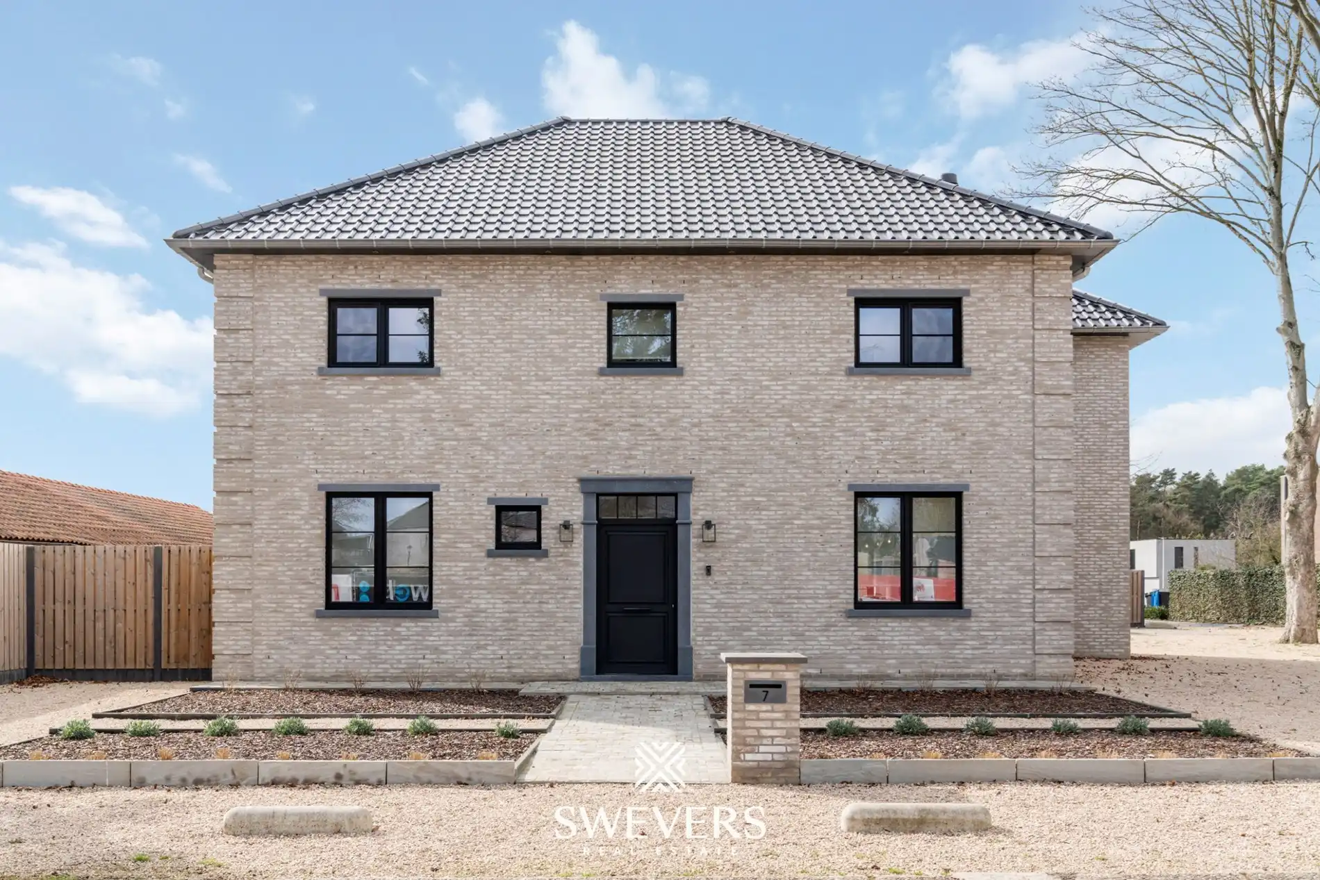 Imposante BEN-villa met luxe-afwerking foto 44