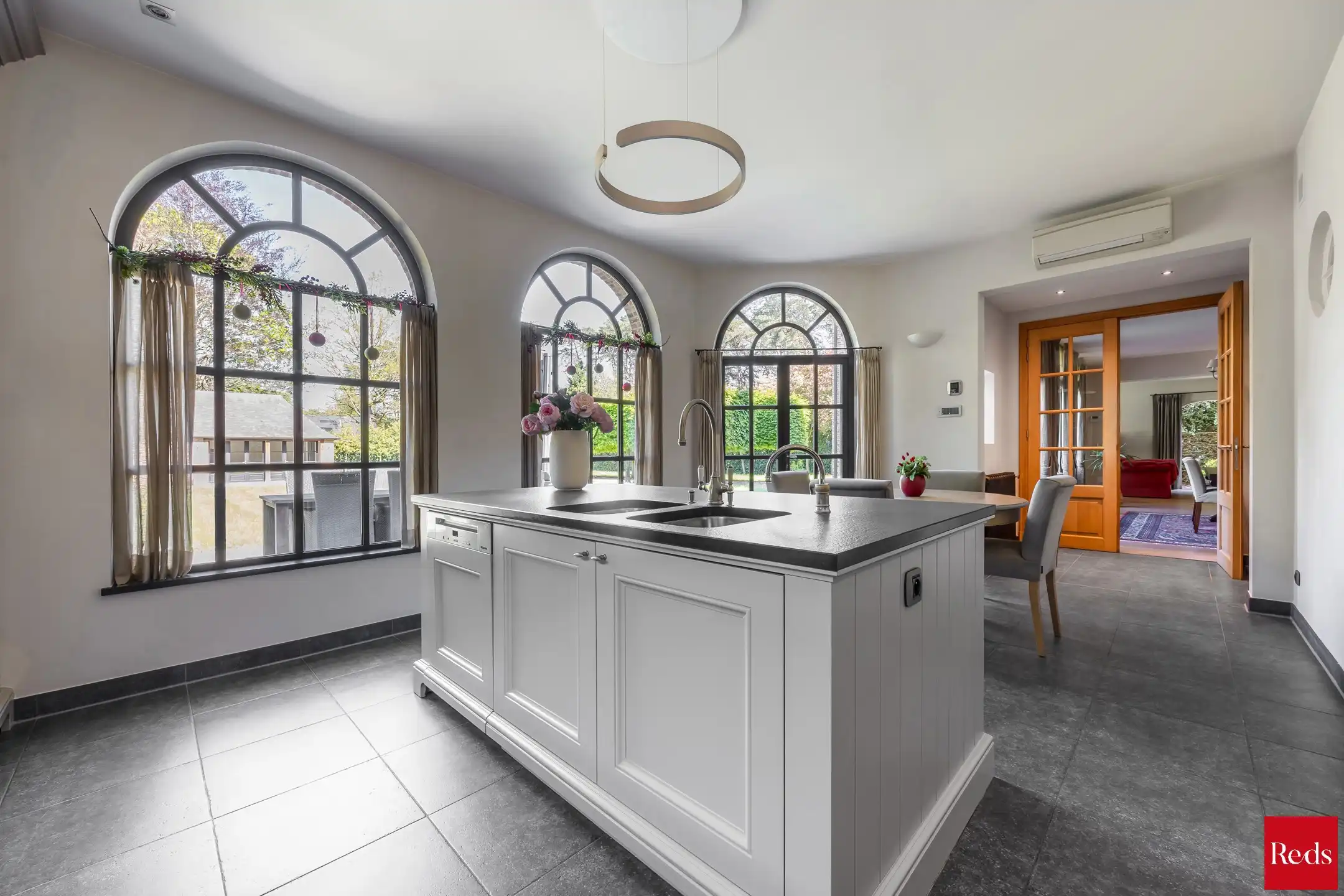 Exclusieve villa met lift, bijgebouw en EPC A  foto 9