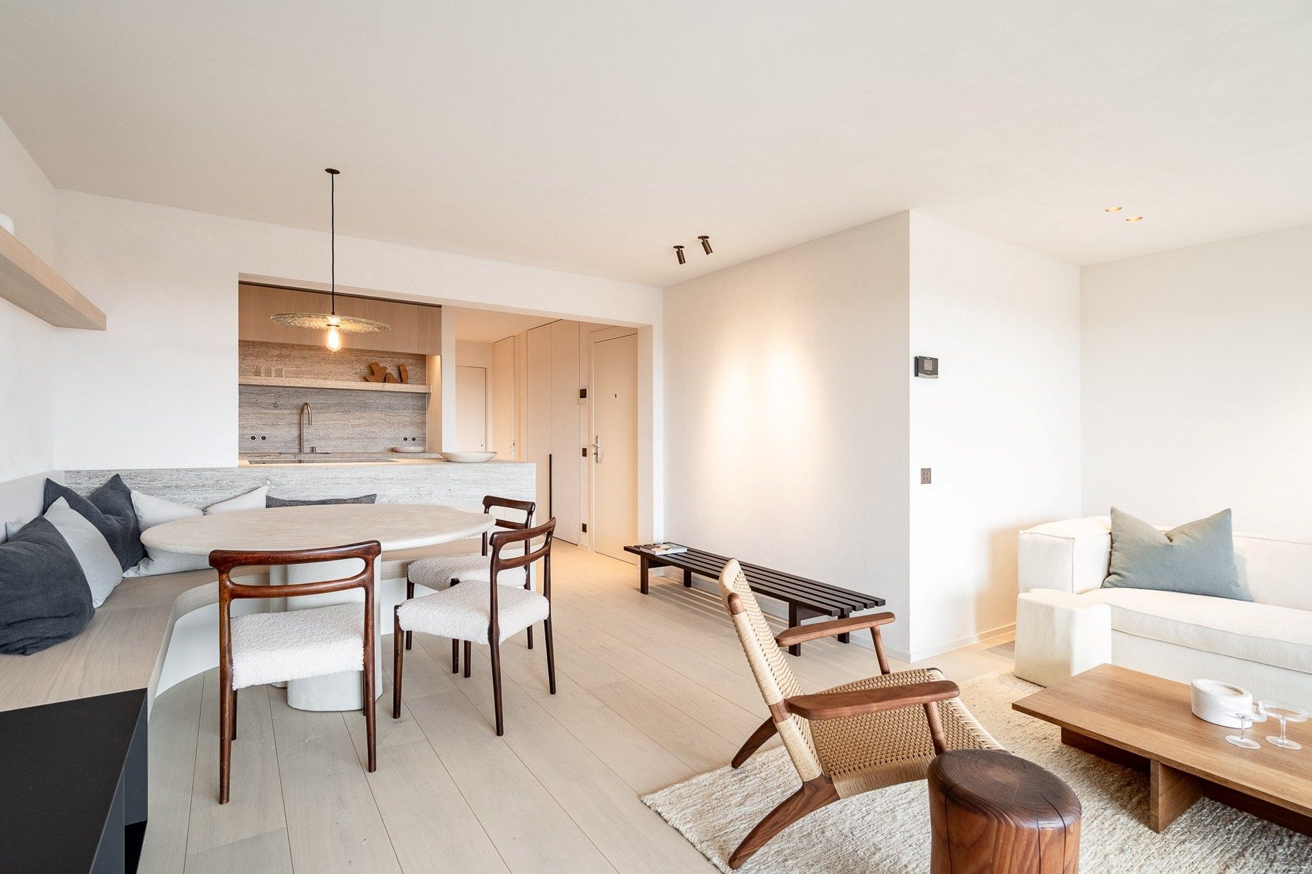 Hoogwaardige renovatie op topligging in Het Zoute foto 7