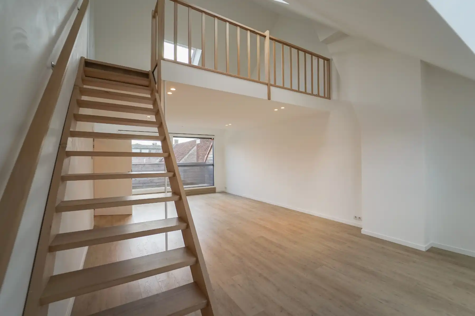 Ruim duplex appartement foto 33