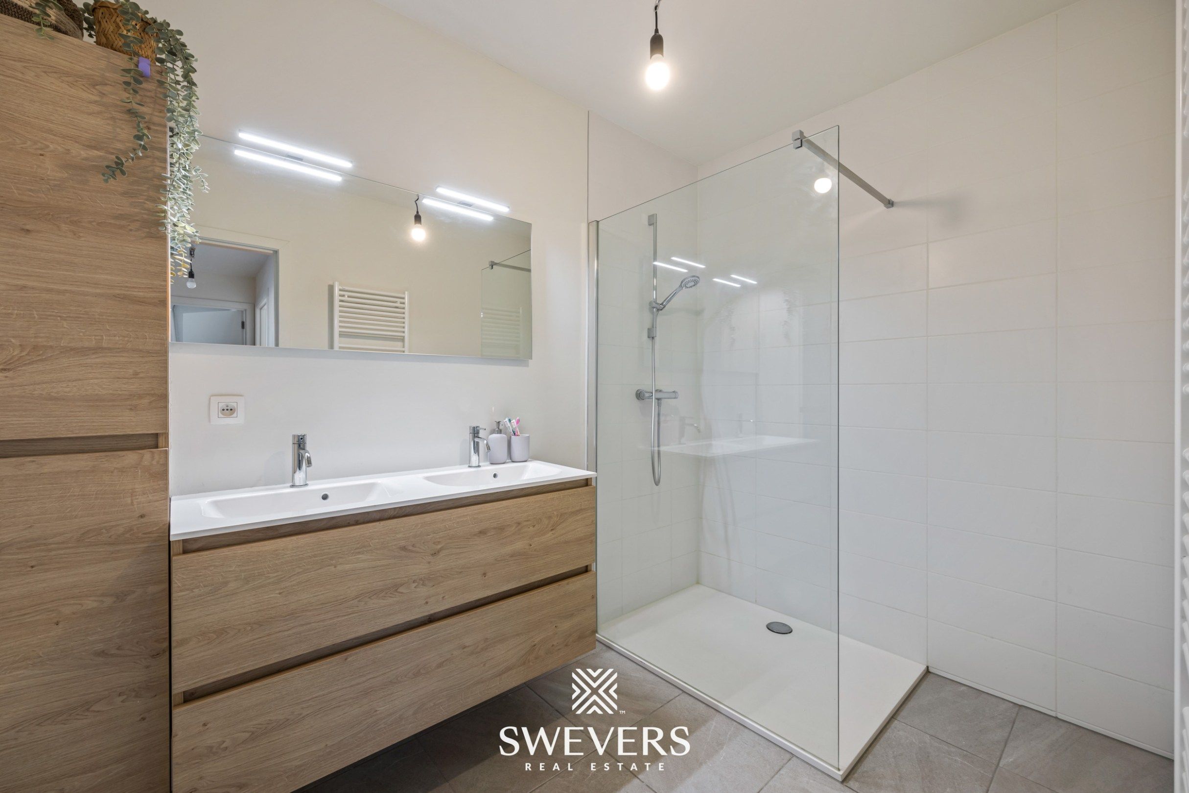 Recent 2 slpk- appartement met autostaanplaats en berging in centrum Beringen foto 18