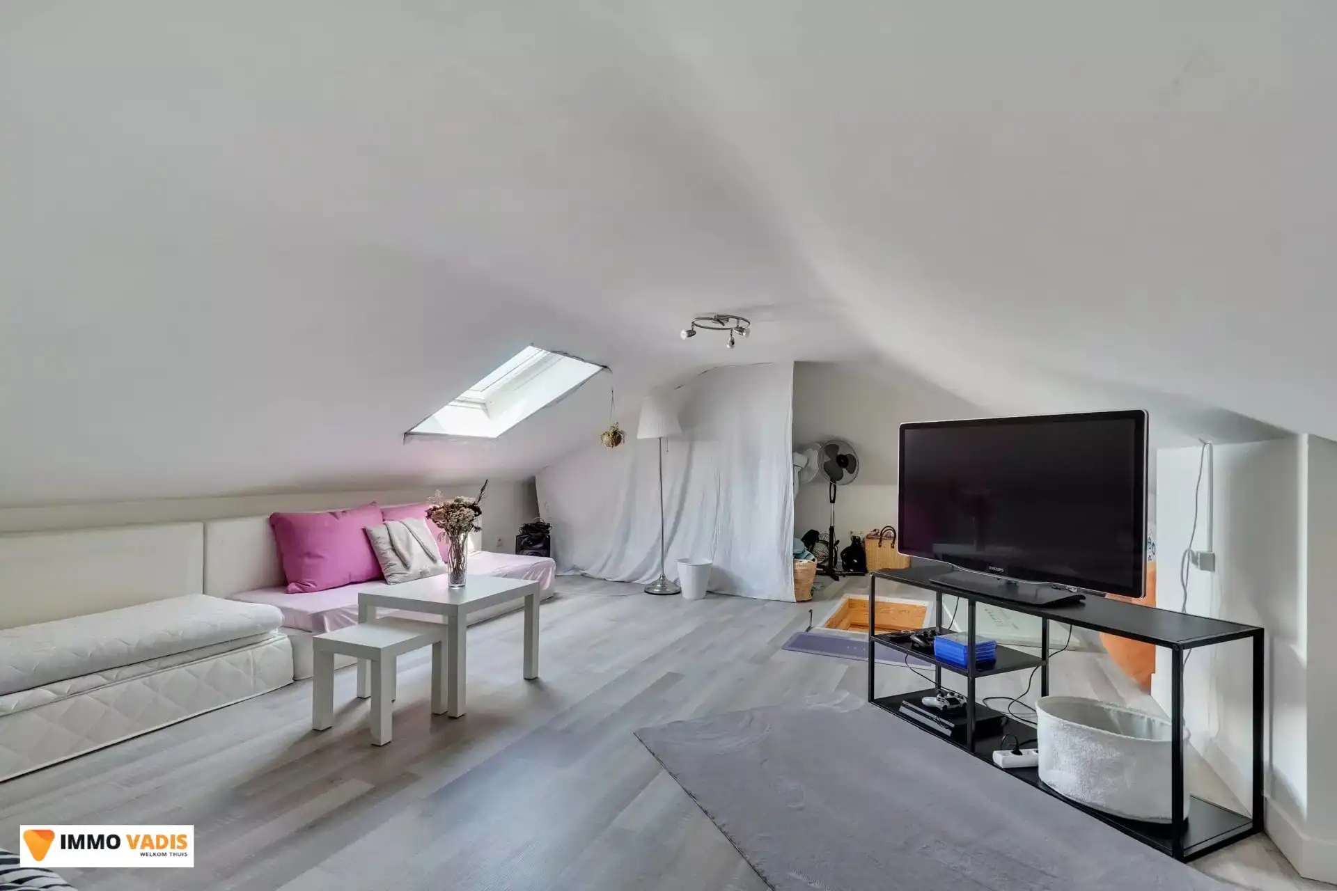 Appartement met twee slaapkamers, terras en garage foto 12