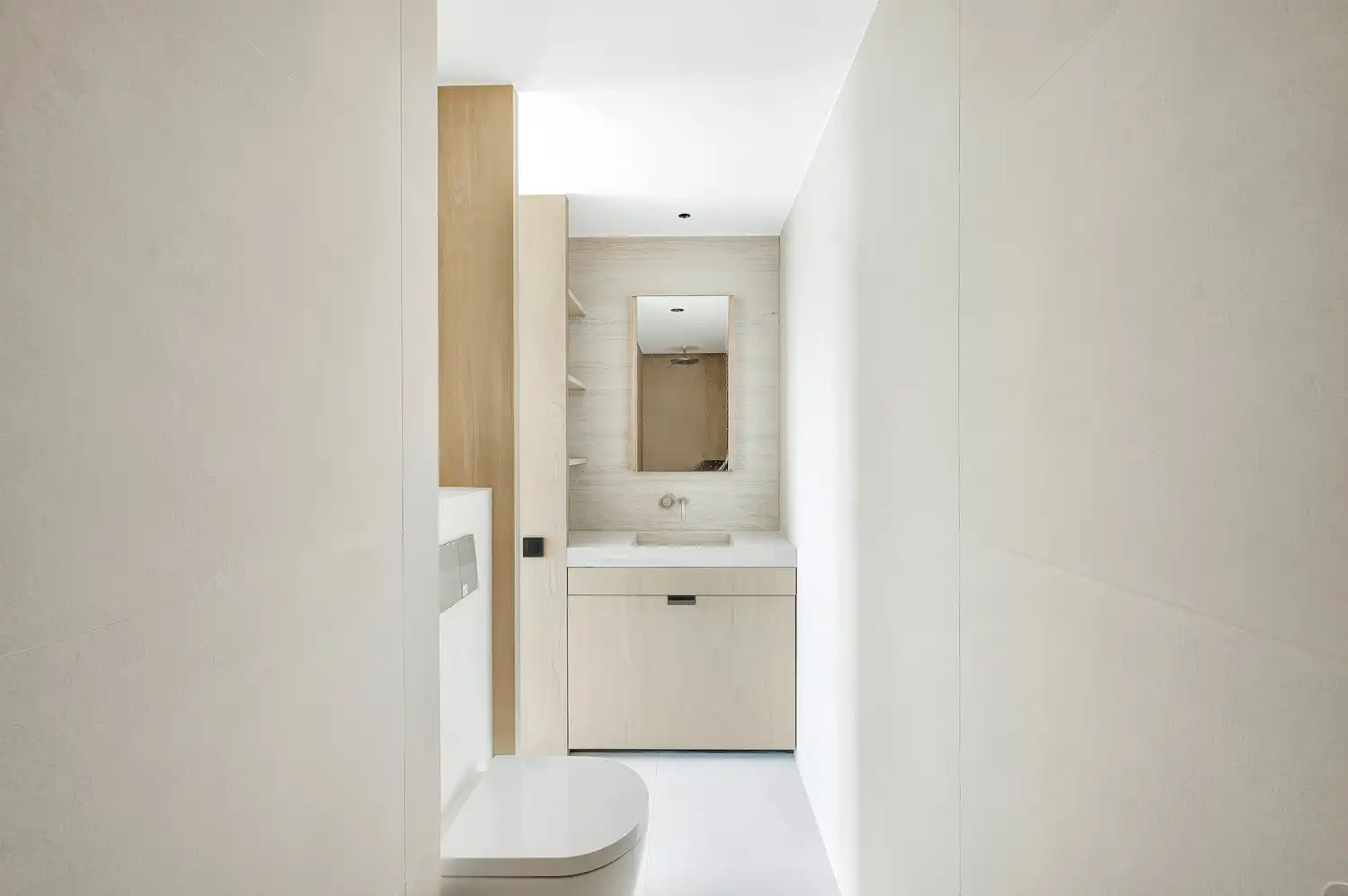Fenomenaal appartement met panoramisch zicht op de 18de verdieping van Res.Heldentoren foto 17