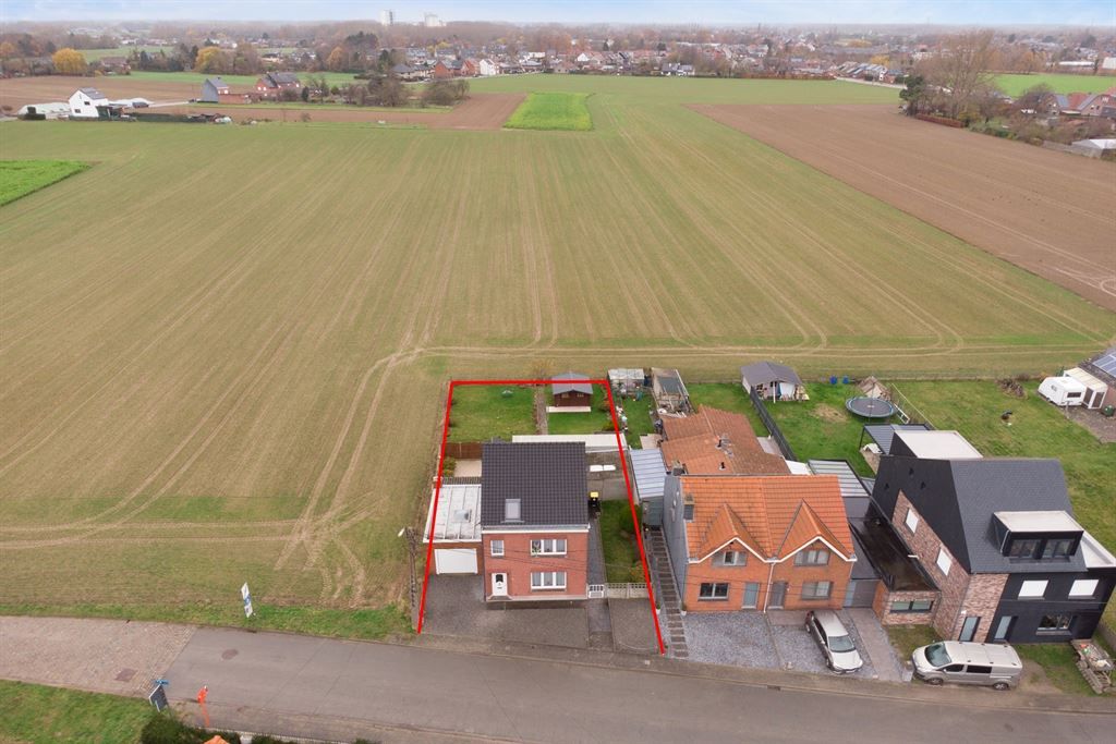 Knappe woning met prachtig uitzicht foto 22