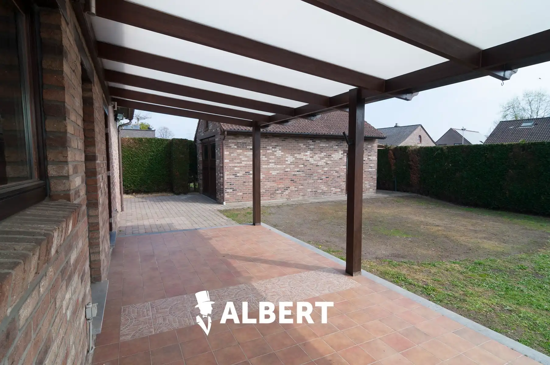 Ruime instapklare woning op toplocatie met tuin en bijgebouw foto 10