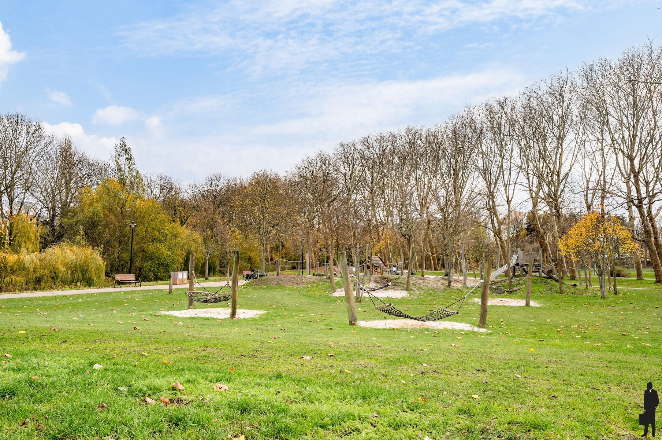 Lichtrijk appartement op toplocatie in Deurne! foto 16