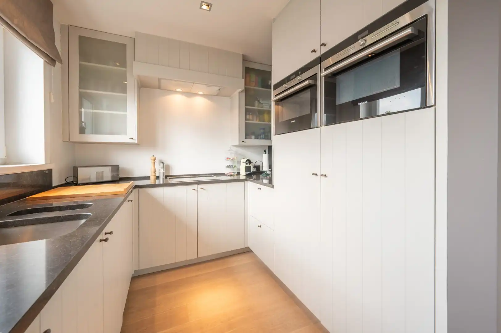 Ruim en comfortabel 3-slaapkamerappartement, gelegen op een uitzonderlijk rustige locatie in Duinbergen foto 7