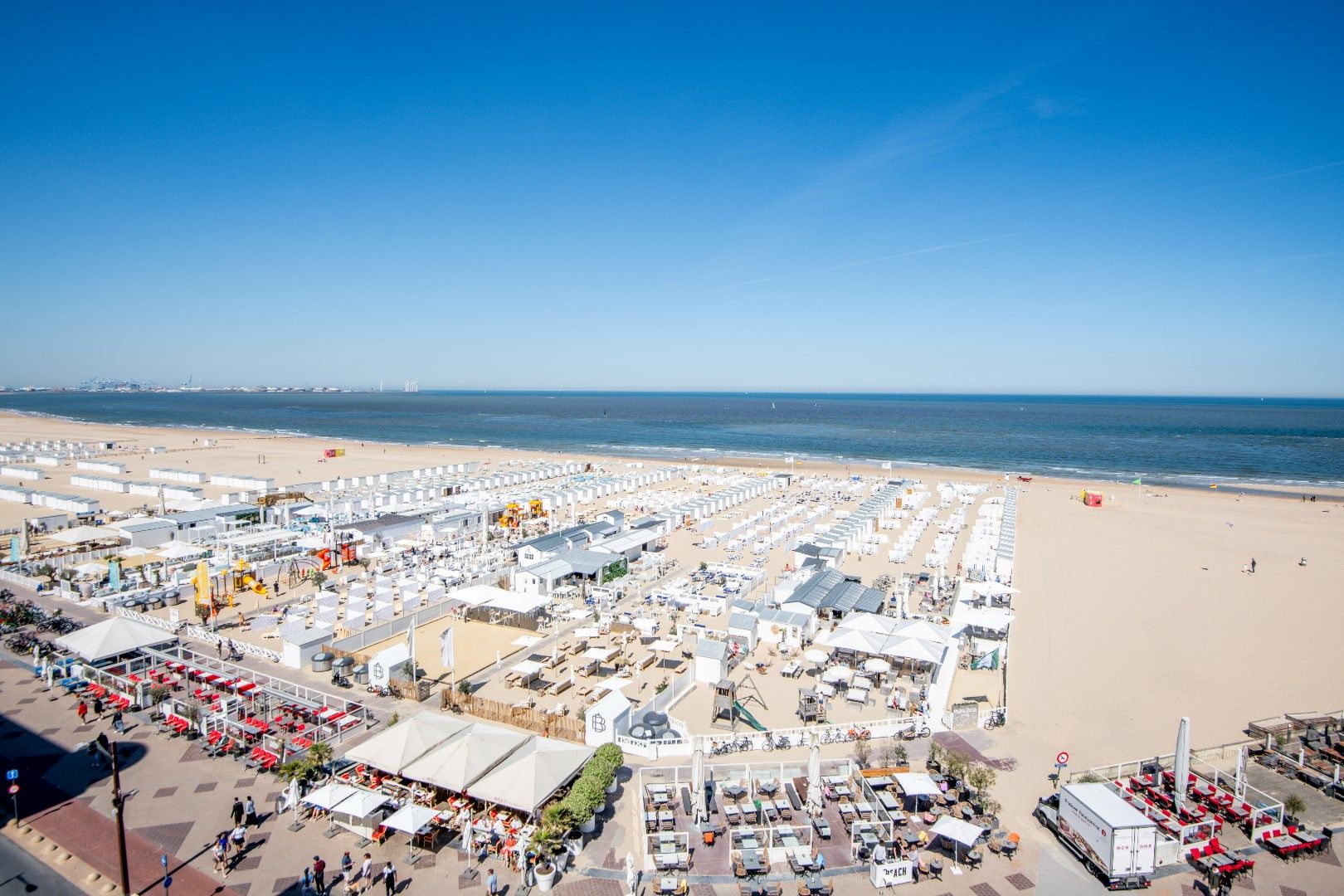 ()=>{if(producerUpdateValueVersion(node),producerAccessed(node),node.value===ERRORED)throw node.error;return node.value} Zeedijk 0 - - 8300 Knokke