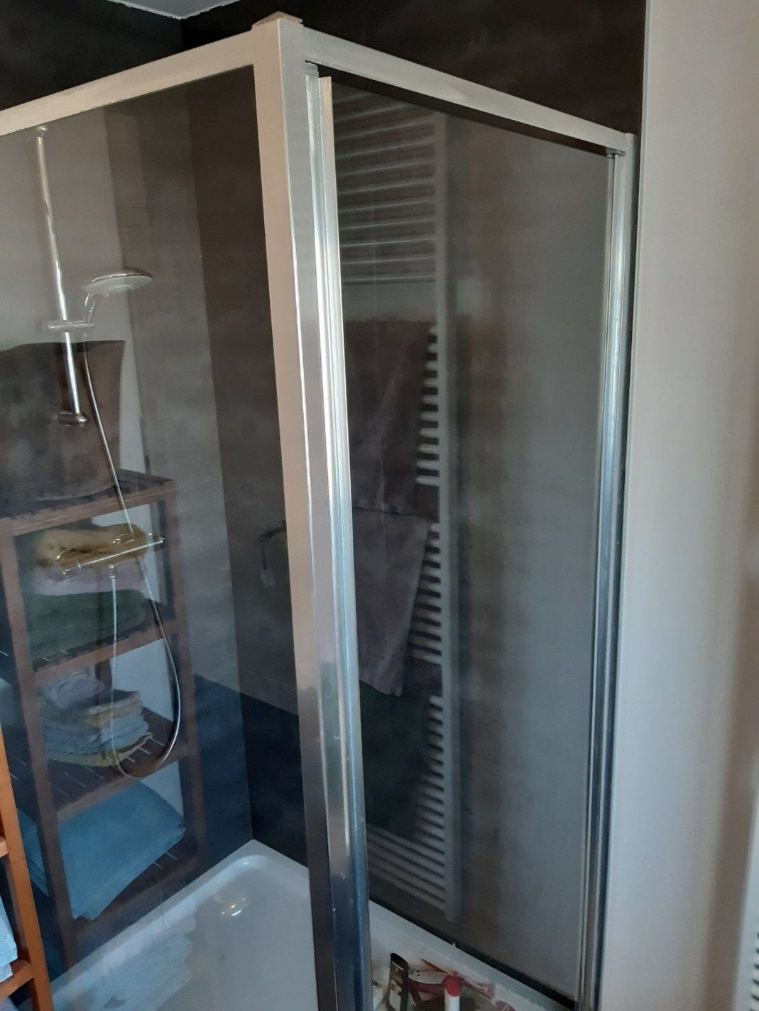 Rustig wonen (half open met garage). foto 14