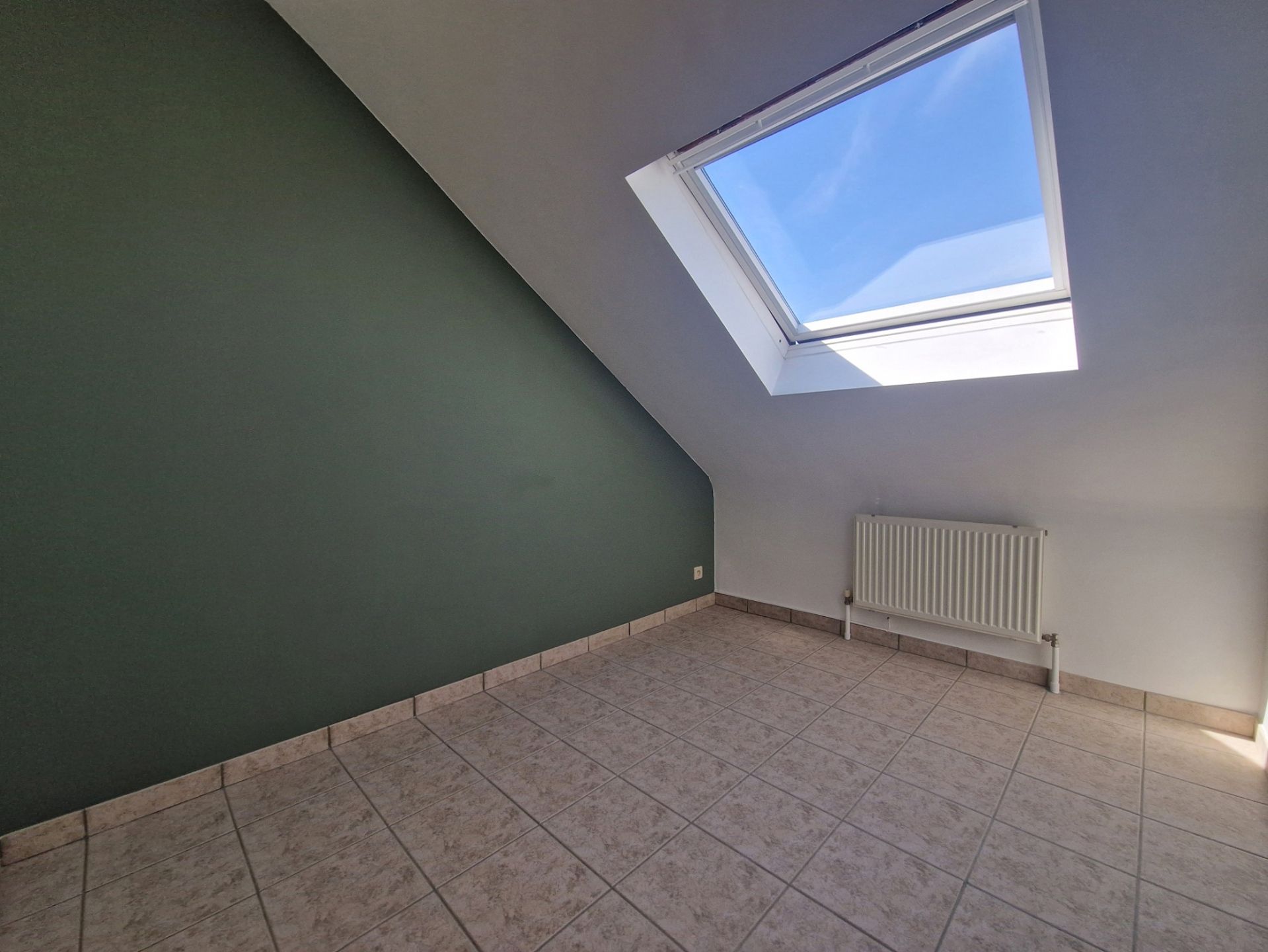 Duplex-appartement met drie slaapkamers en garage foto 9