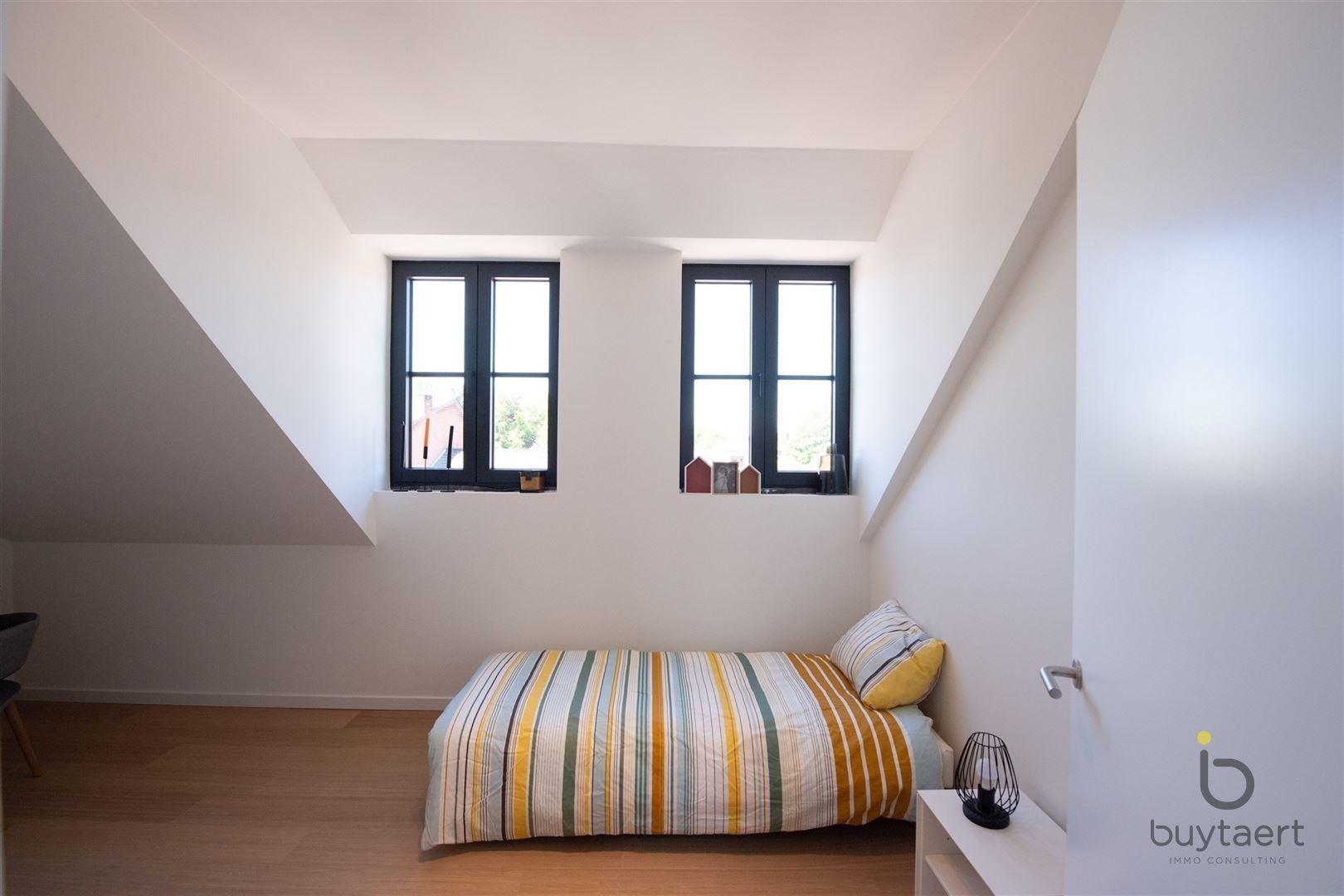 Beleef luxe, comfort en energiezuinigheid in een karaktervolle architectuur. foto 21