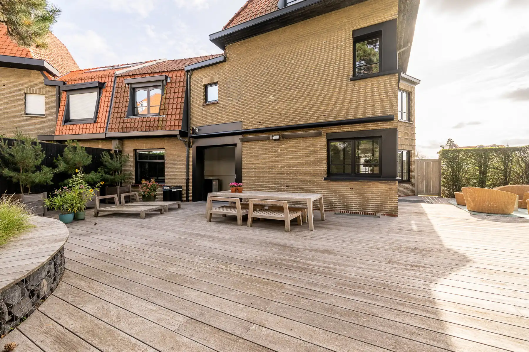 Karaktervolle art-decovilla op toplocatie in Duinbergen foto 33