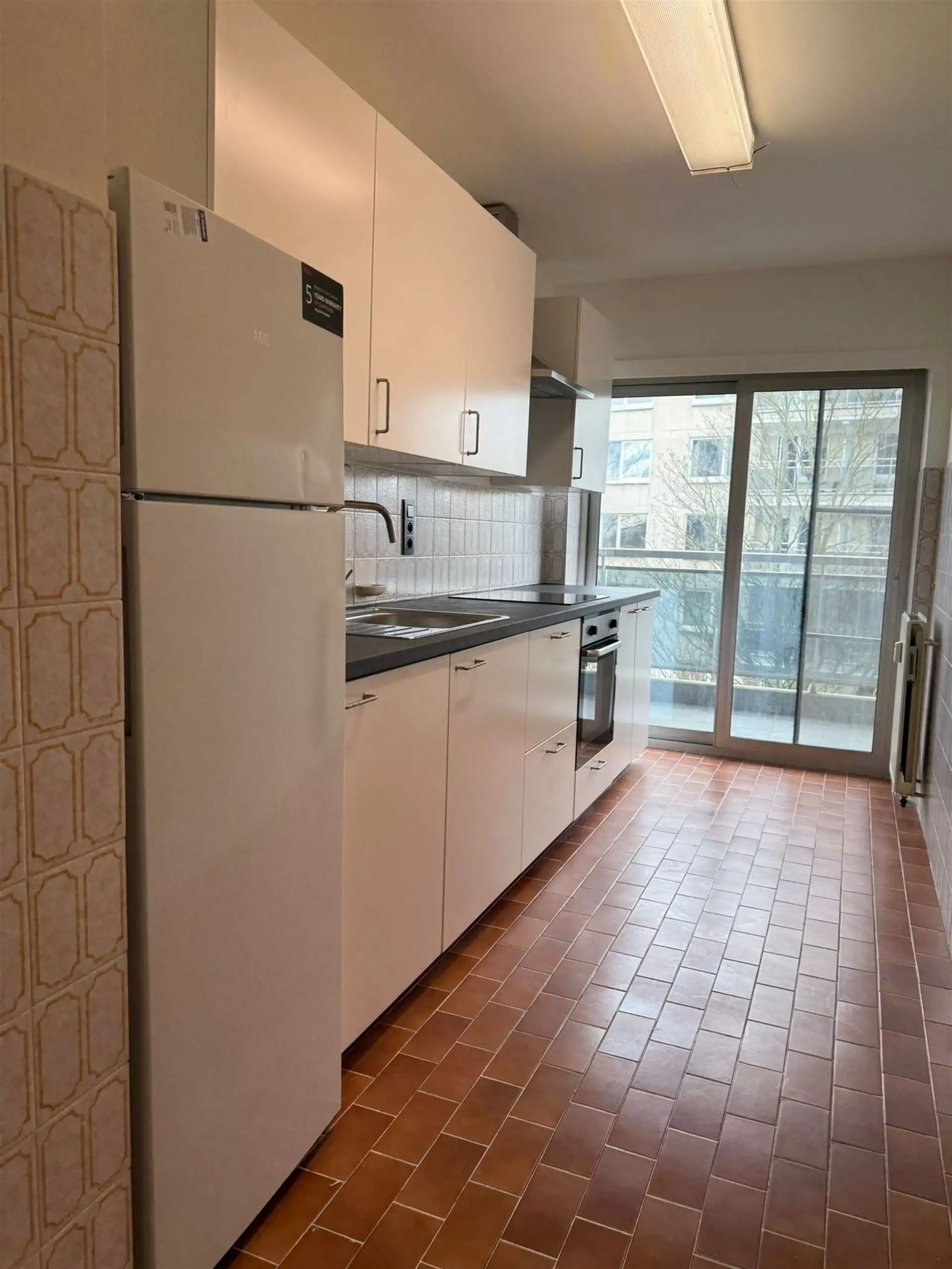 Lichtrijk 2-slpkm app met terras in centrum Mechelen foto 6