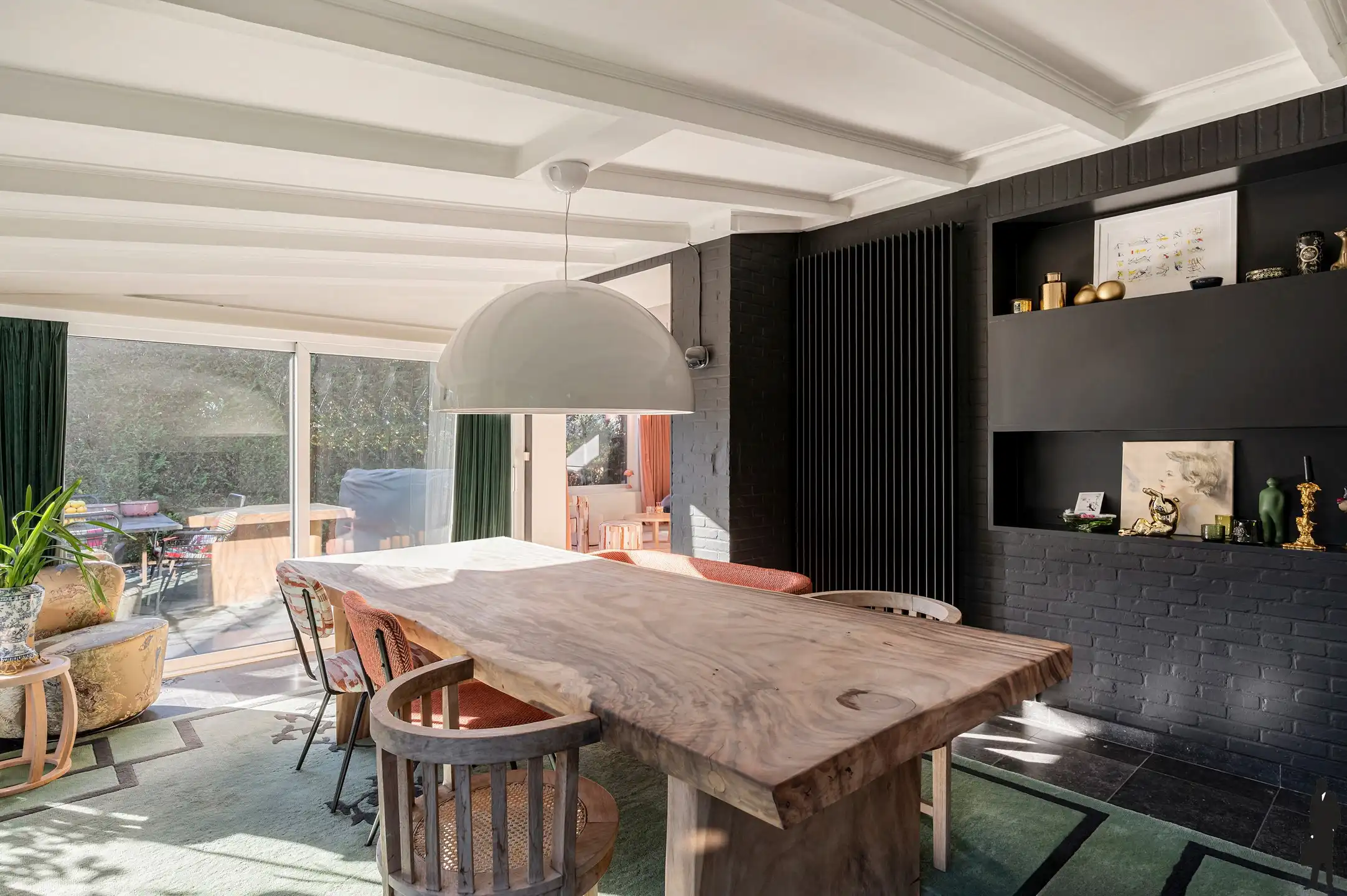 Vrijstaande woning met zwembad in de begeerde St Lucaswijk! foto 7