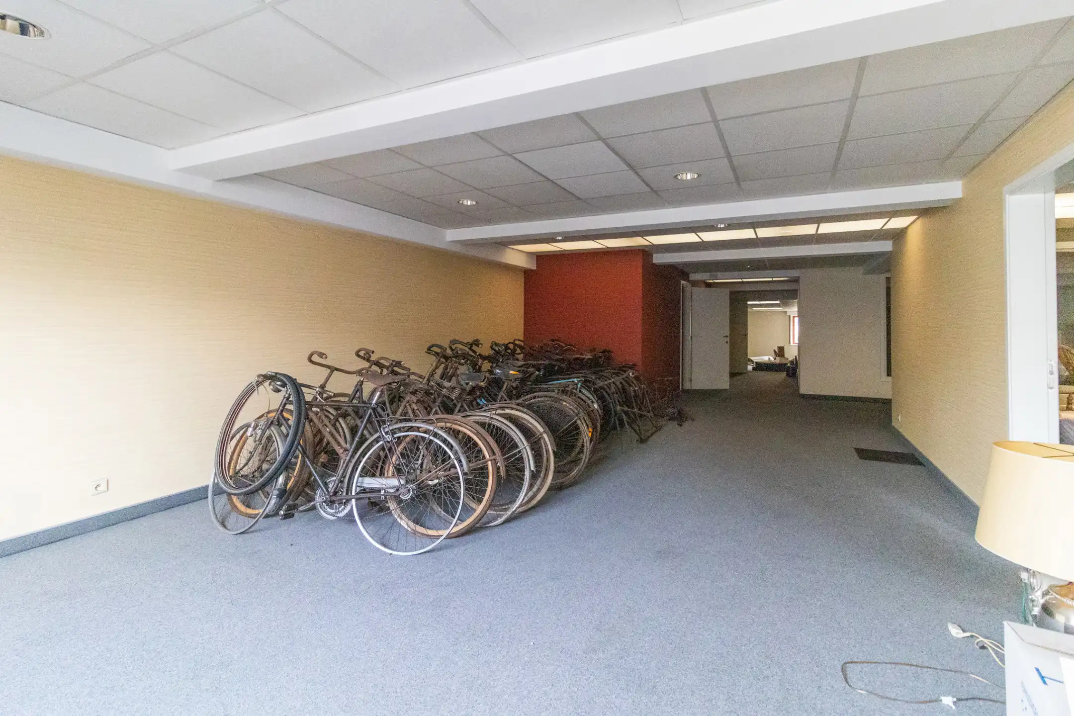 Bedrijfsvastgoed te koop foto 16