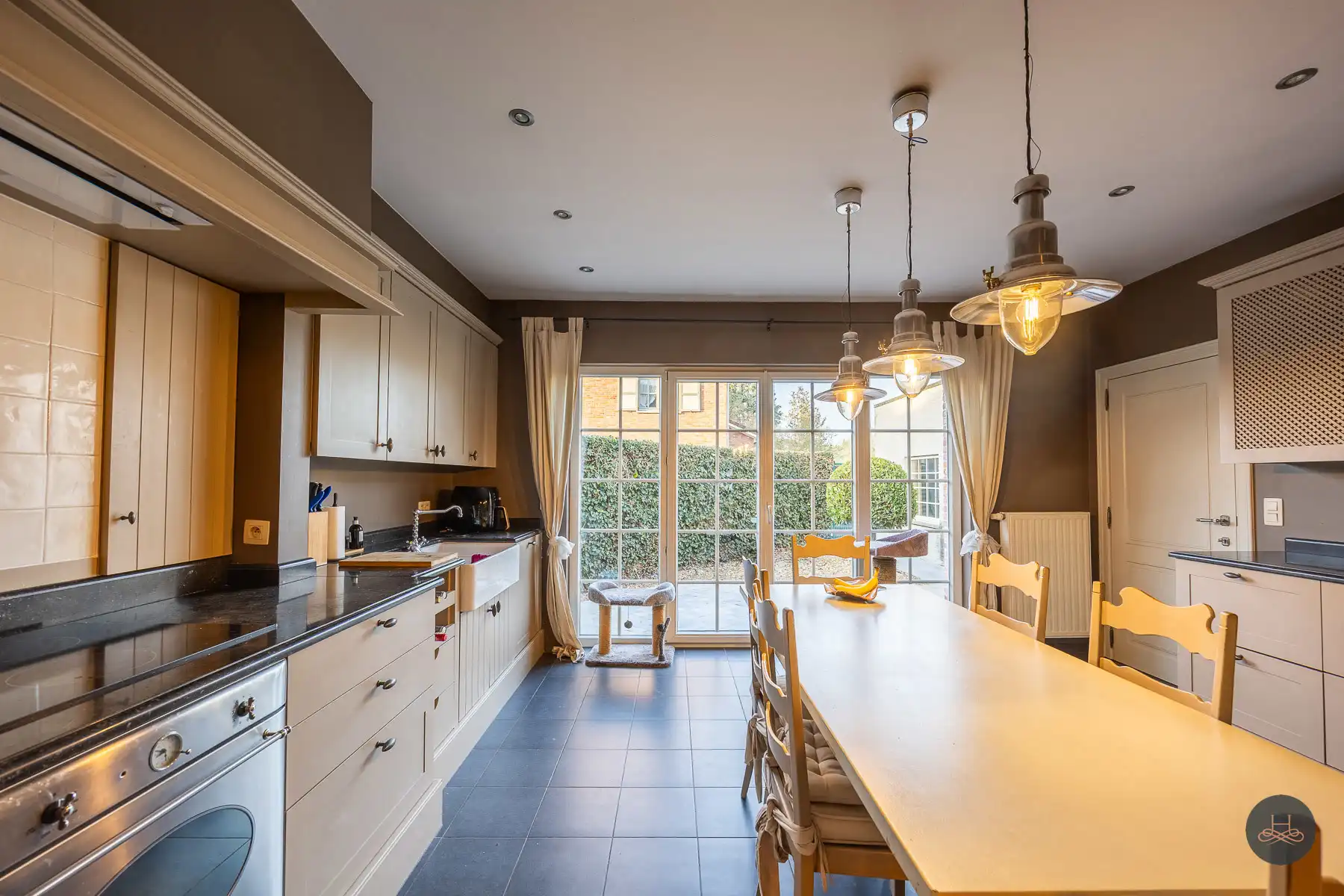 Leuke en ruime woning in centrum Tremelo foto 17