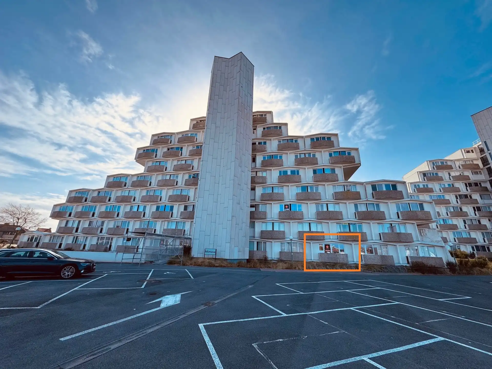 Gezellige studio met terras in Park Atlantis – De Haan. foto {{pictureIndex}}