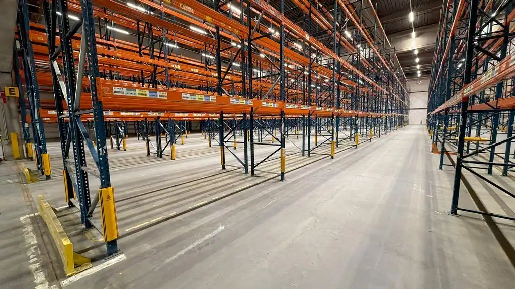 Opslagruimte te huur op logistieke site te Willebroek foto 5