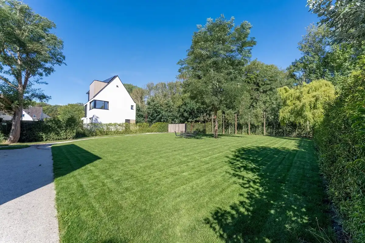 Luxe villa langs de Duinbossen tussen De Haan en Wenduine foto 29