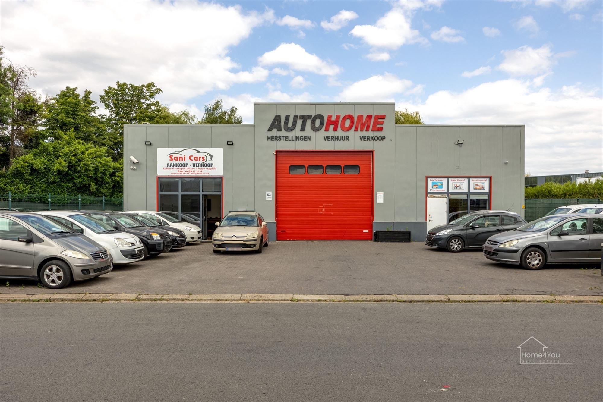 Nijverheidsgebouw + woning  foto {{pictureIndex}}