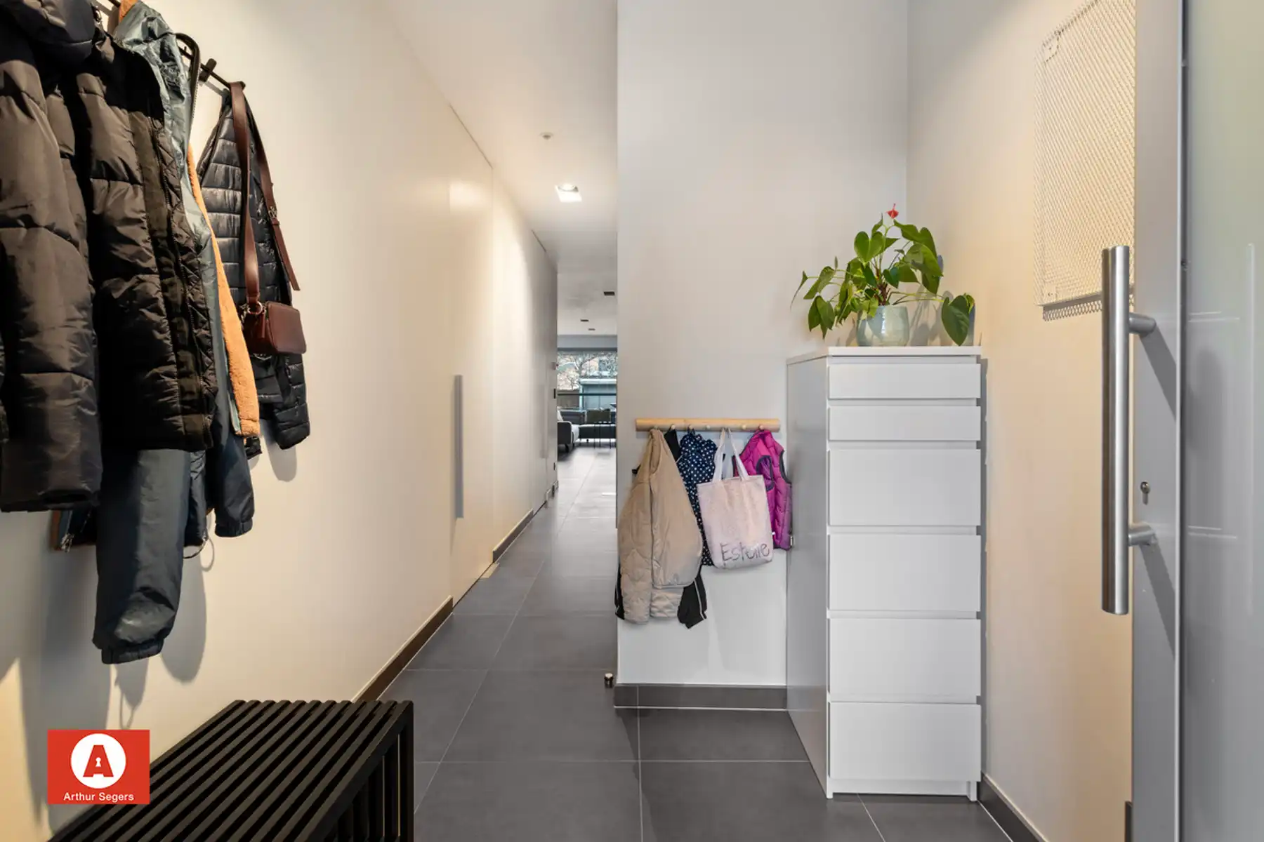 IN OPTIE - Energiezuinige EPC-A gezinswoning mét inpandige garage. foto 2