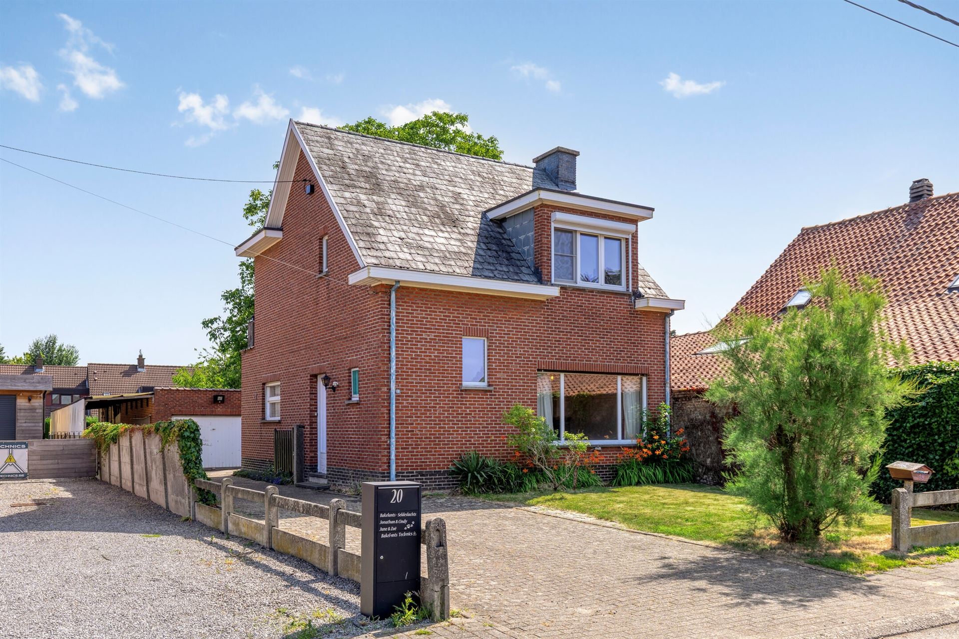 ()=>{if(producerUpdateValueVersion(node),producerAccessed(node),node.value===ERRORED)throw node.error;return node.value} Kerselarenweg 18 - 1982 WEERDE