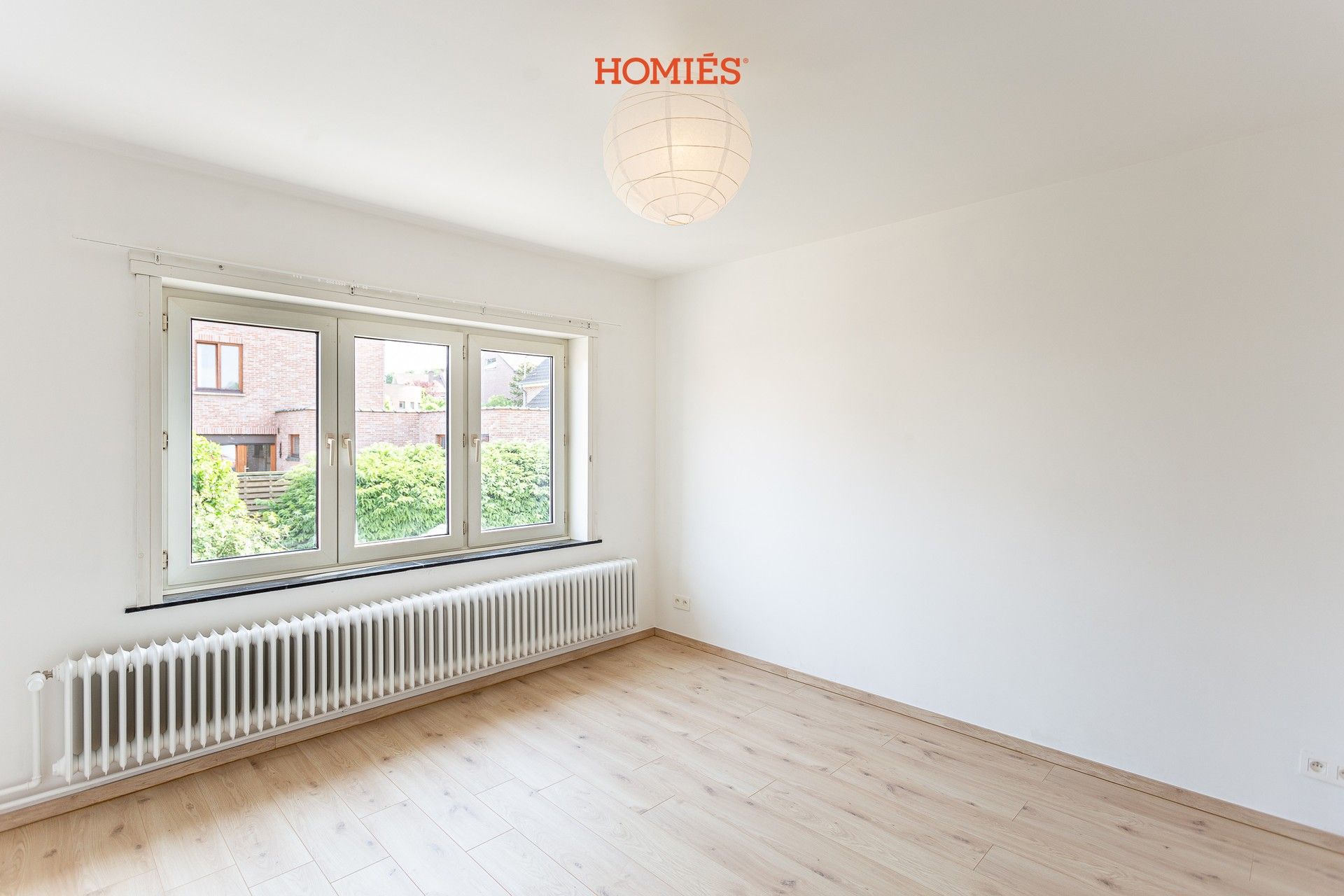 Charmant gerenoveerd rijhuis met 2 ruime slaapkamers en tuin foto 7