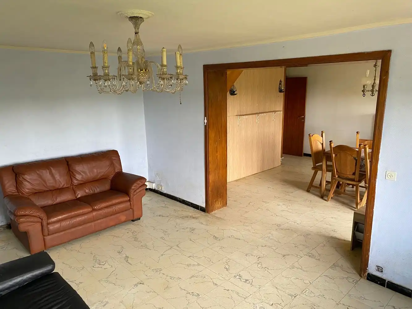 Rustig gelegen te renoveren halfopen bebouwing foto 4