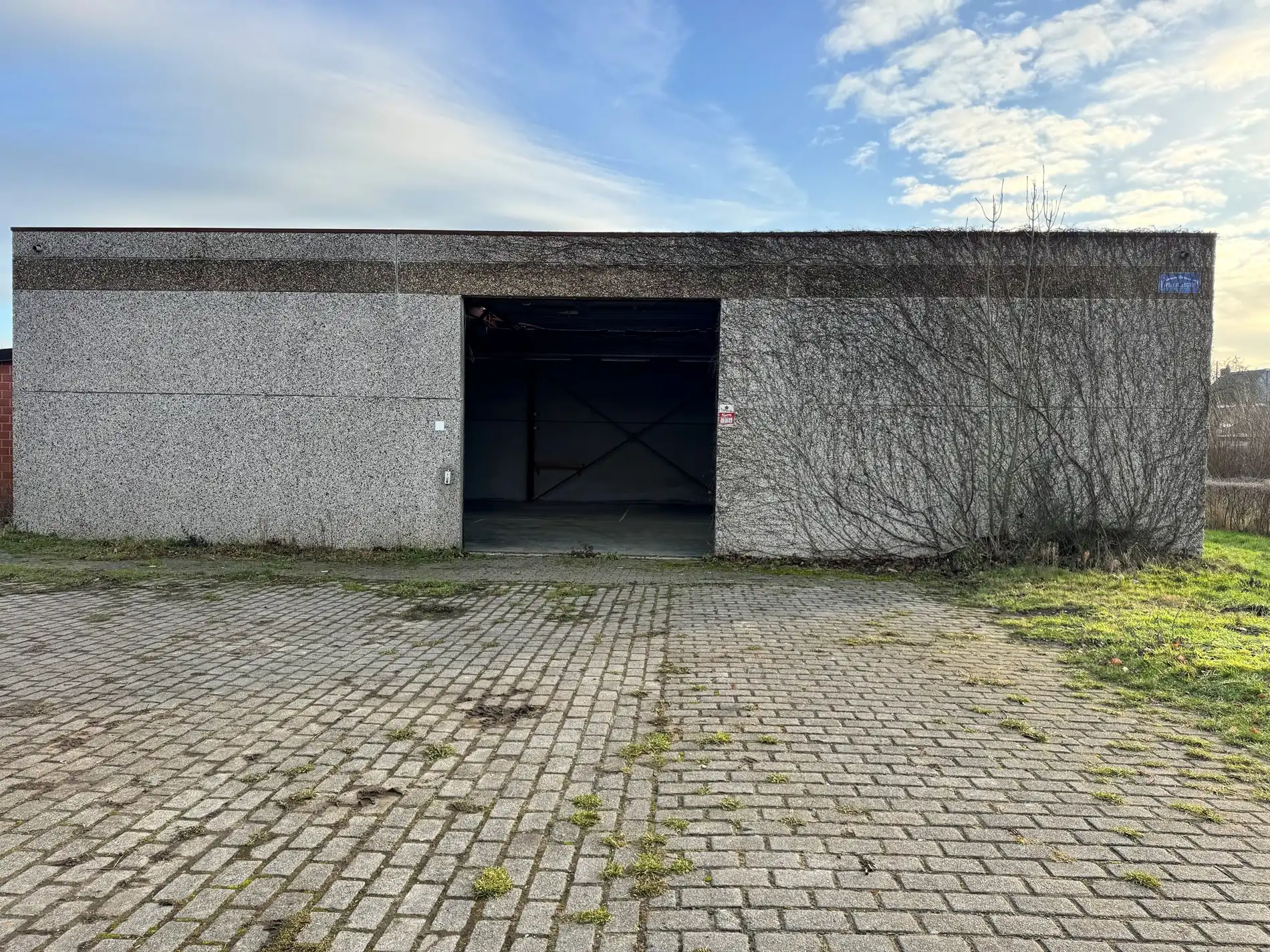 Opslagruimte te huur in Koekelare foto 11