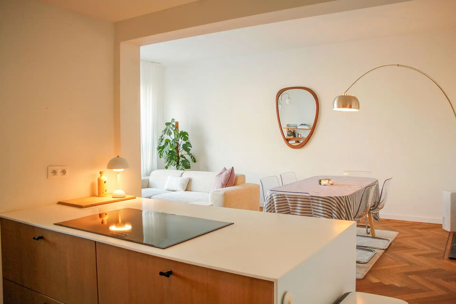 Stijlvol wonen in een charmant appartement te Pulhofwijk! foto 12