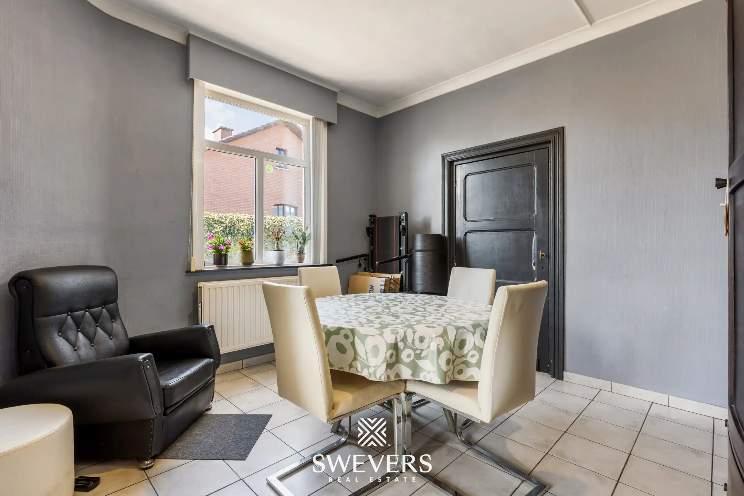 Charmante open bebouwing met renovatiepotentieel op toplocatie nabij centrum Heusden-Zolder foto 10