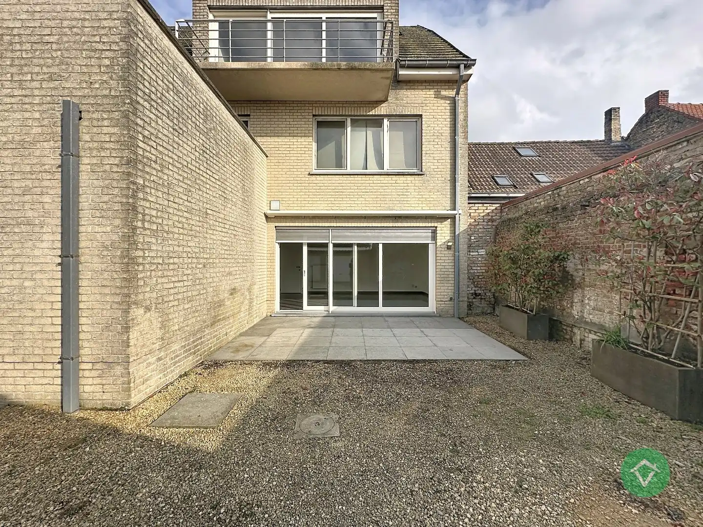 Instapklaar gelijkvloers appartement met staanplaats te Gistel foto 17